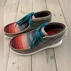 Ariat Spitfire Ankle Laced Boots Size 6